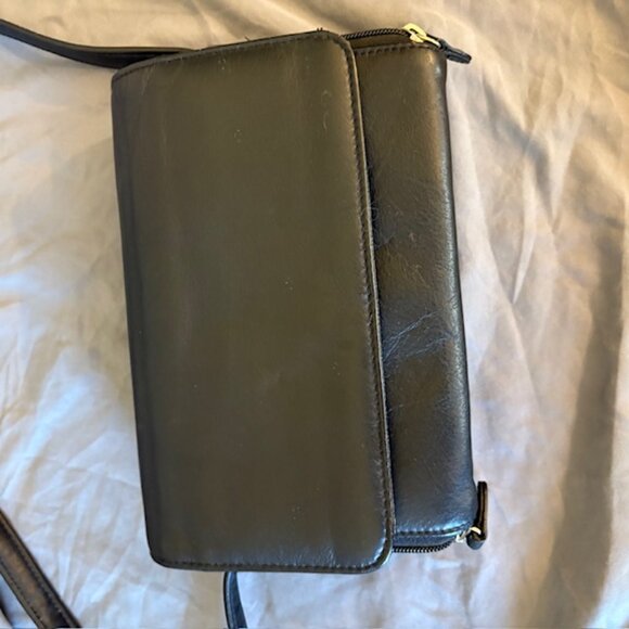✨Worthington Black Crossbody Purse | Card Slots & Zip Pockets✨ - Picture 4 of 12